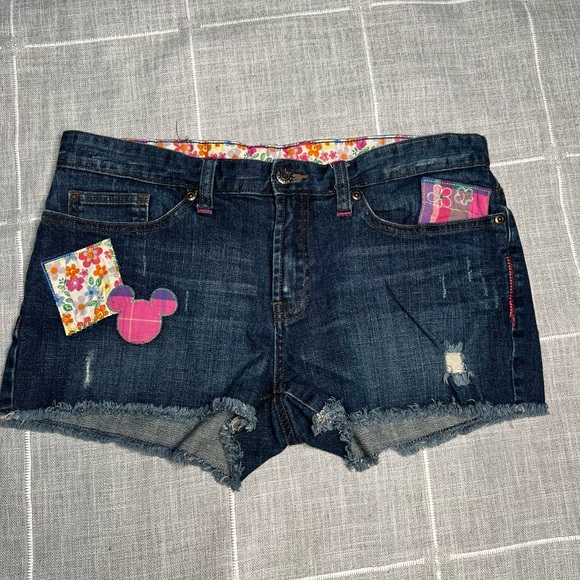 Disney Parks Denim Shorts Women’s 10 Patchwork 2” Inseam - Picture 1 of 10